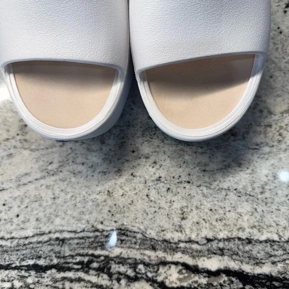 Lemon Jelly Slip-On Slides White Platform - Picture 7 of 10